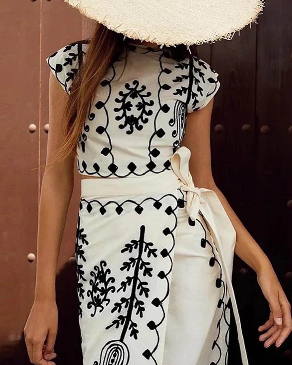 Etnik Desenli Crop ve Midi Etek Takım