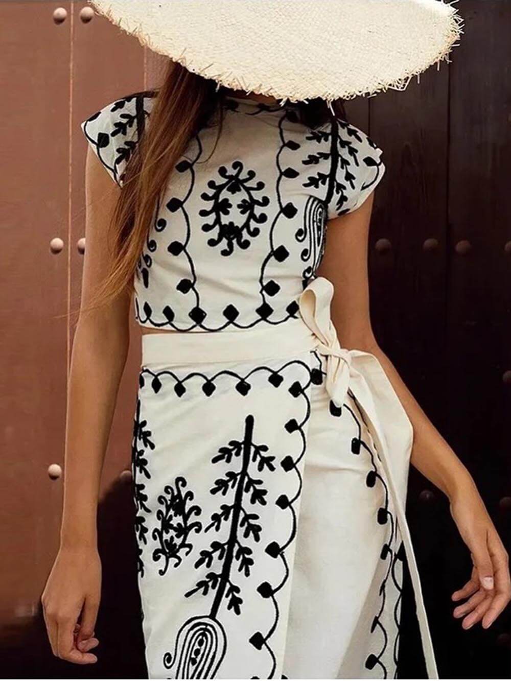 Etnik Desenli Crop ve Midi Etek Takım
