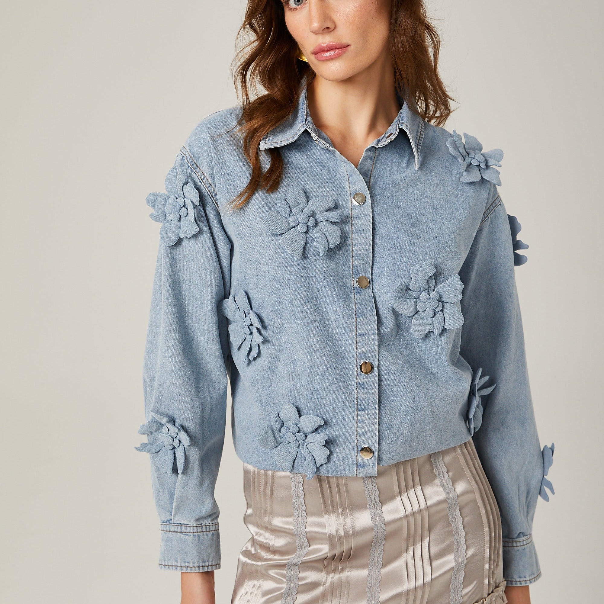 Armelle Çiçek Aplikeli Denim Gömlek