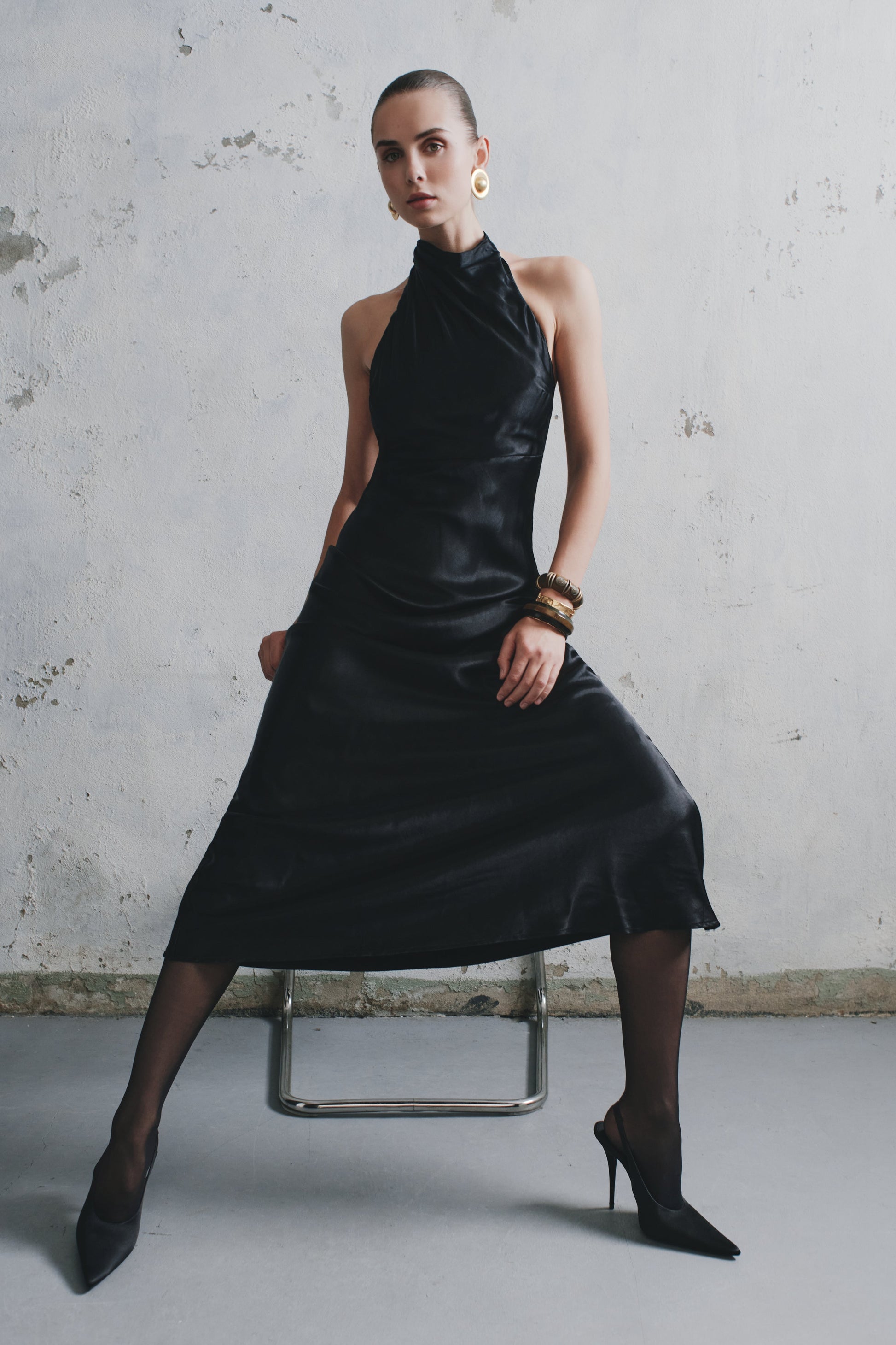 ROF Esther Yanardöner Saten Cowl Maxi Elbise - Siyah