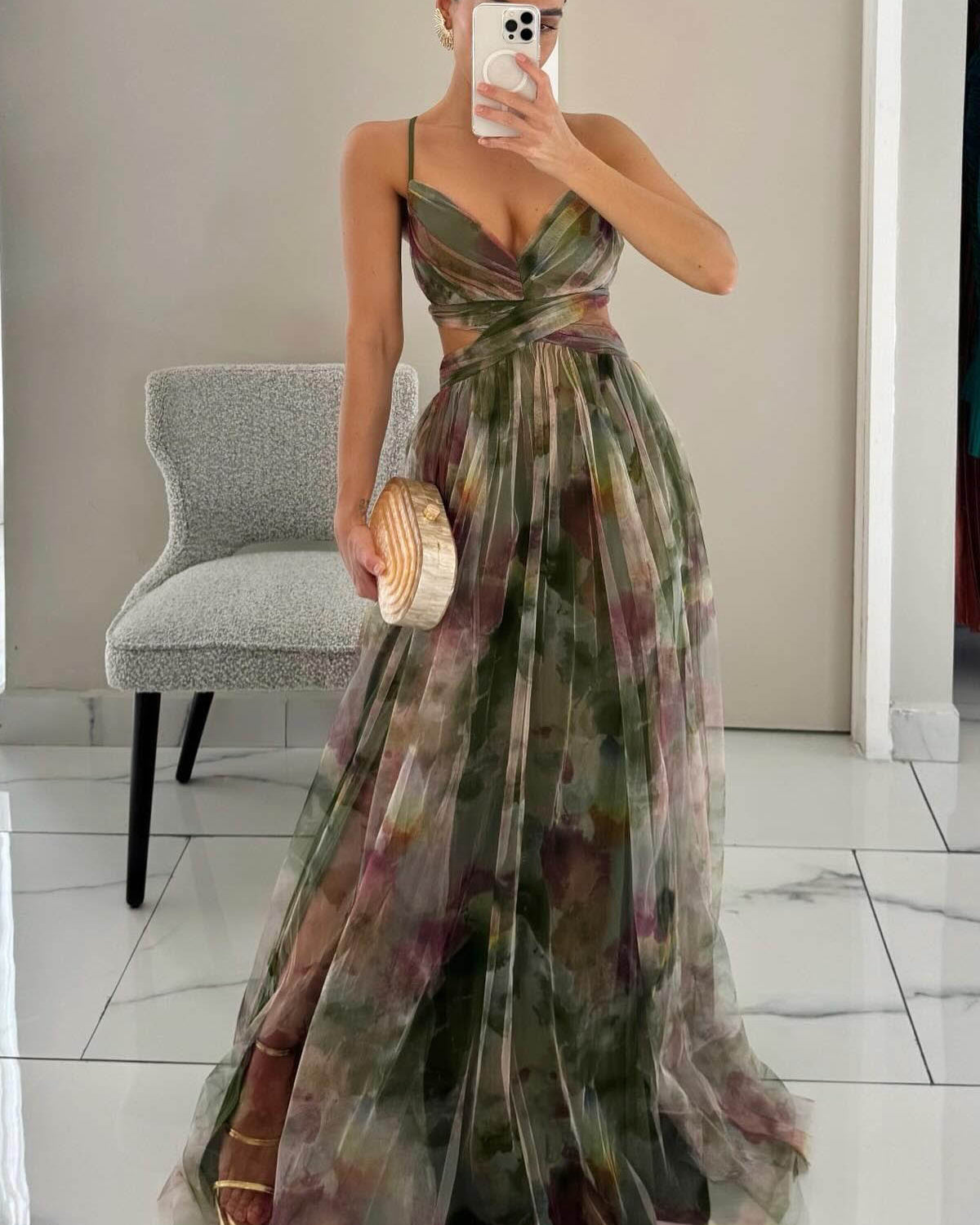 Dalia Çiçek Desenli V Yaka Maxi Elbise