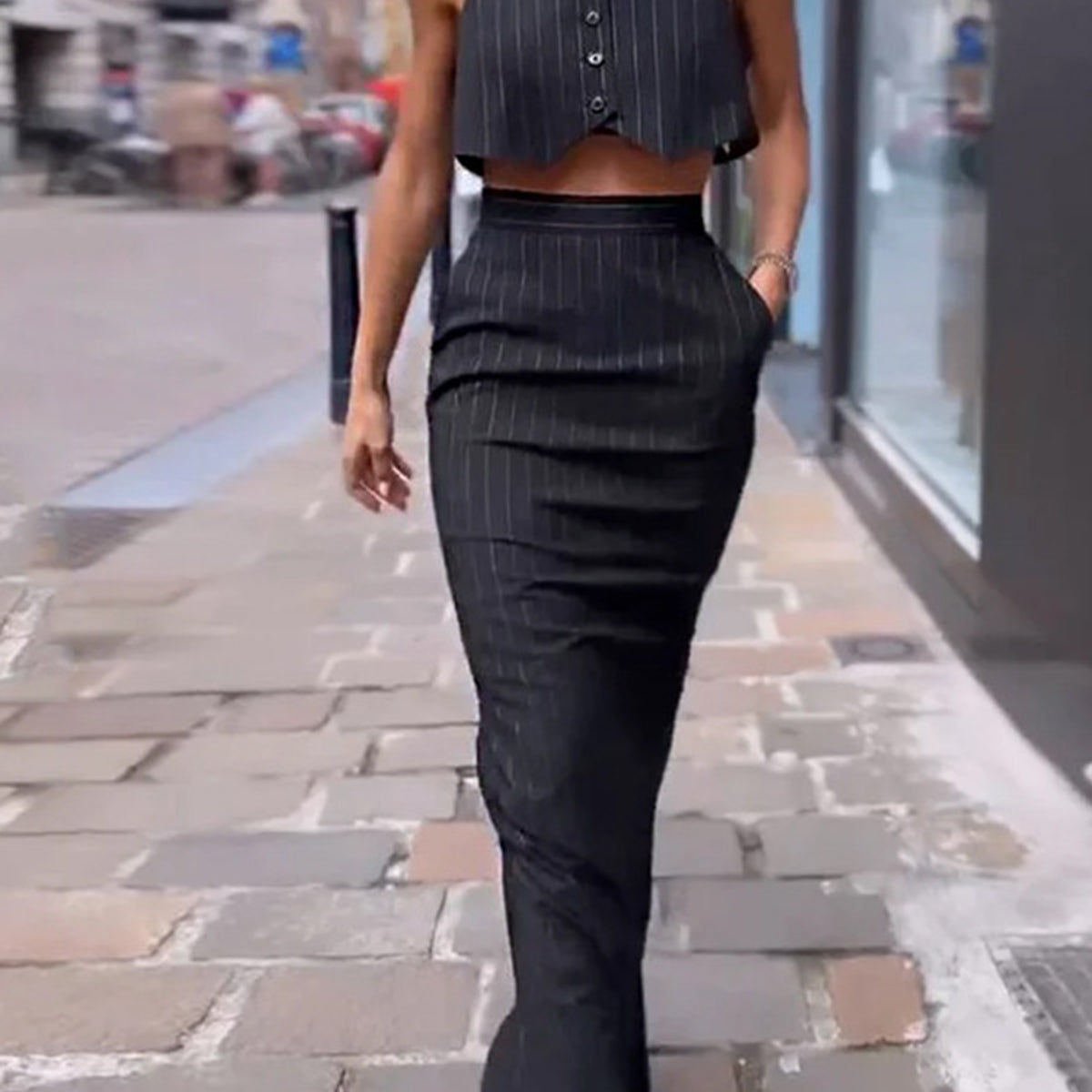 Crop Yelek ve Etek Takım