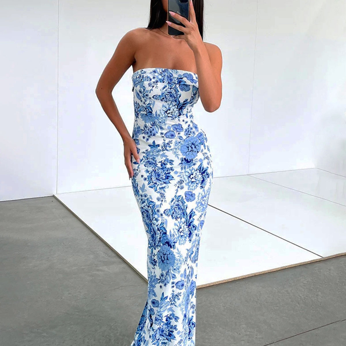 Floral Esintili Uzun Yırtmaçlı Elbise