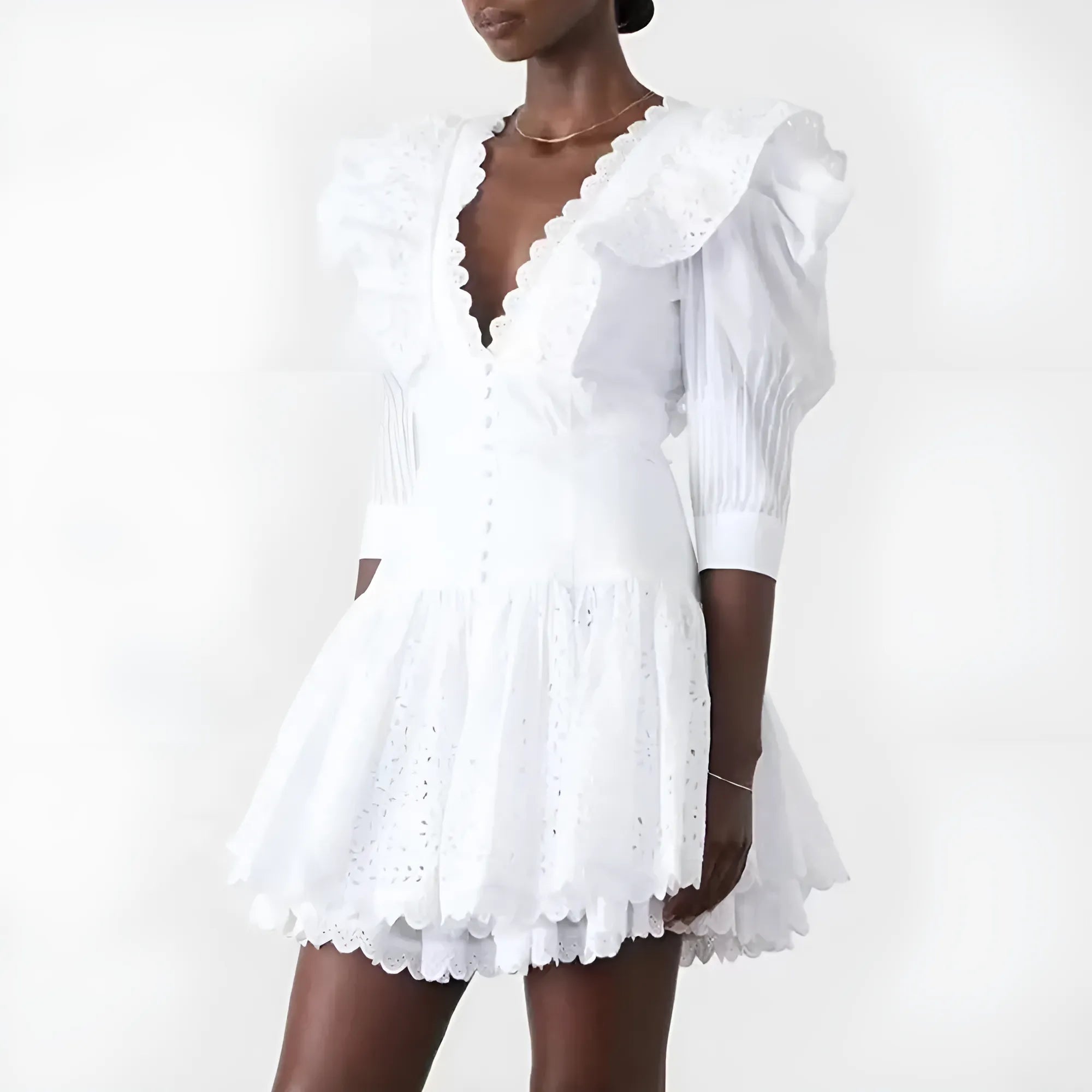 Ruffle Sırtı Açık Mini Elbise