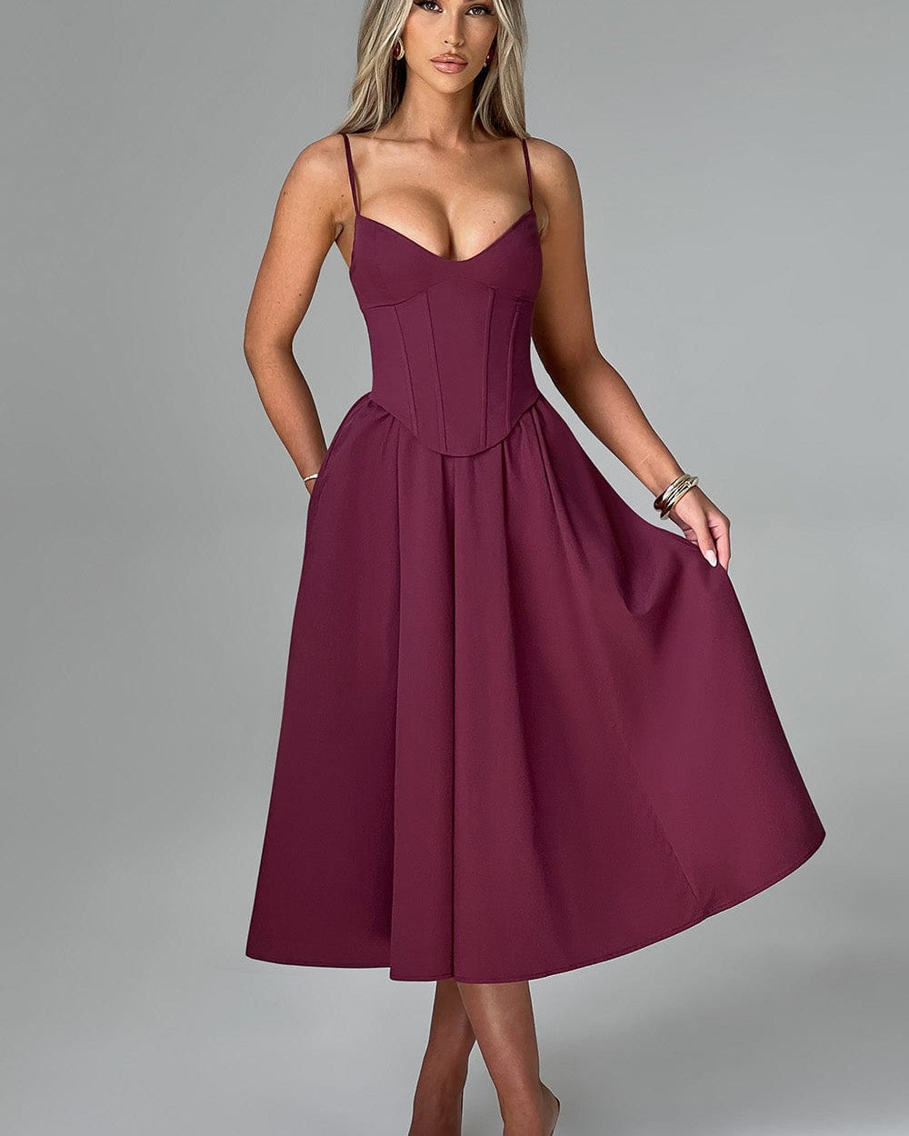 Crimson Bloom Midi Elbise