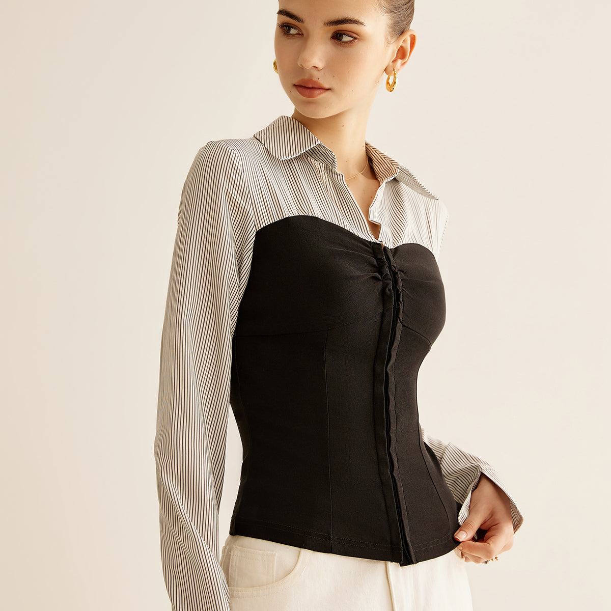 Dual Elegance Korse Detaylı Bluz