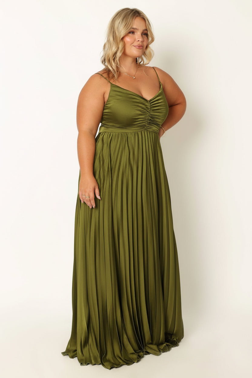 Estelle Piliseli Maxi Elbise