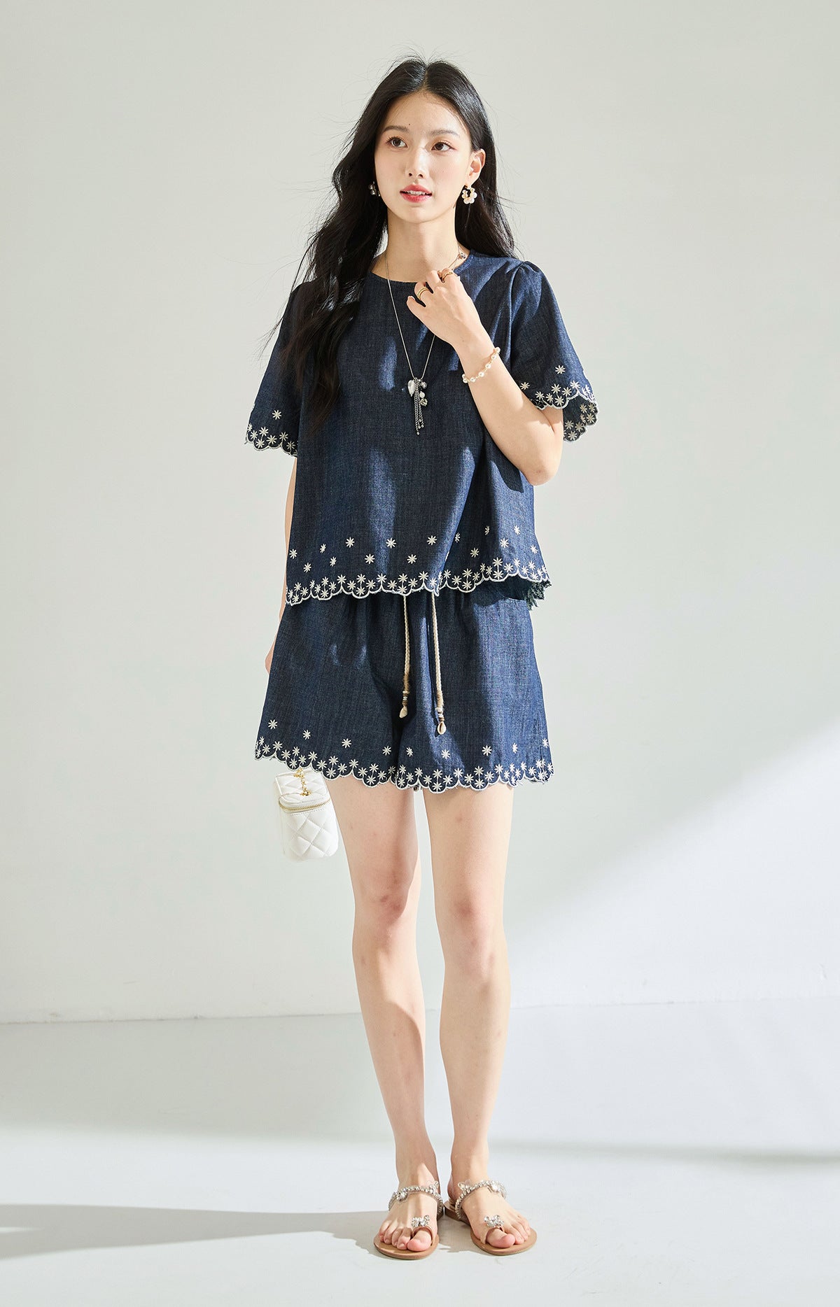 Rivelle Nakış Detaylı Denim Şort Takımı
