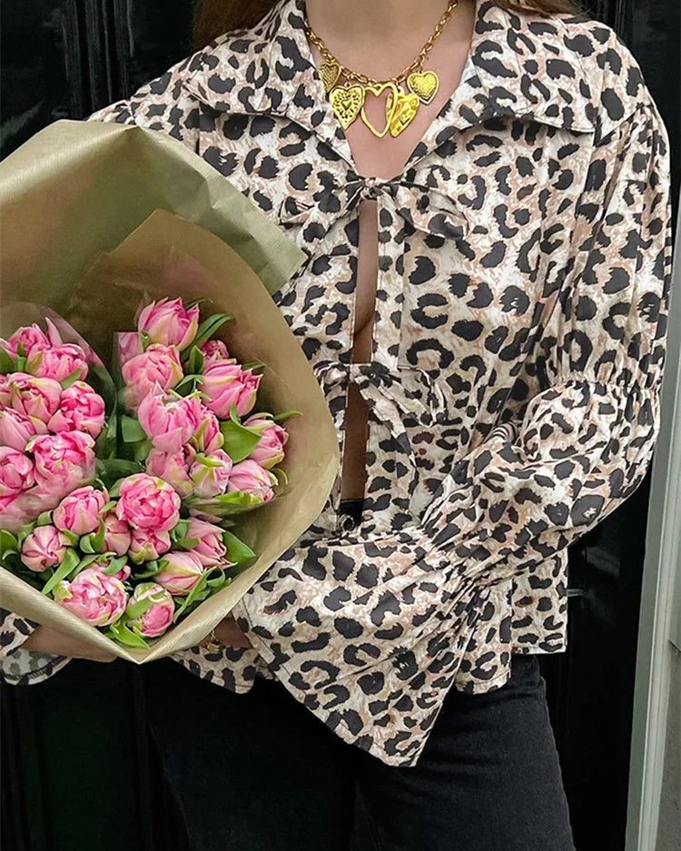 Leopar Desenli Bağlamalı Gömlek